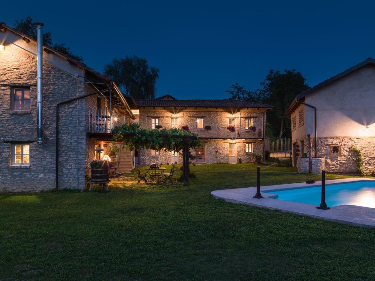 Bed and Breakfast Cascina Facelli Bossolasco Esterno foto